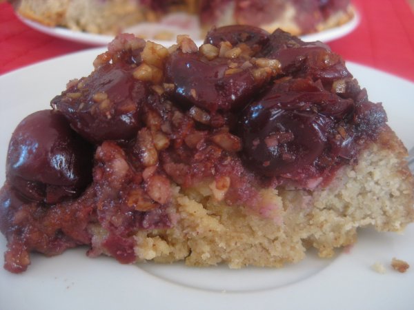 Karameles meggytorta